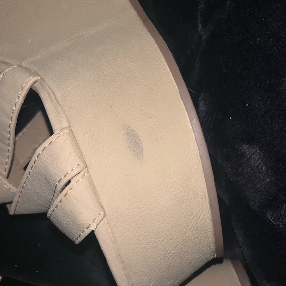 Platform wedges from Charlotte Russe - Picture 5 of 7